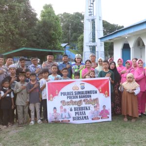 Wujud Kepedulian Polres Simalungun : Safari Ramadhan Bagi Takjil ke Karyawan Perkebunan