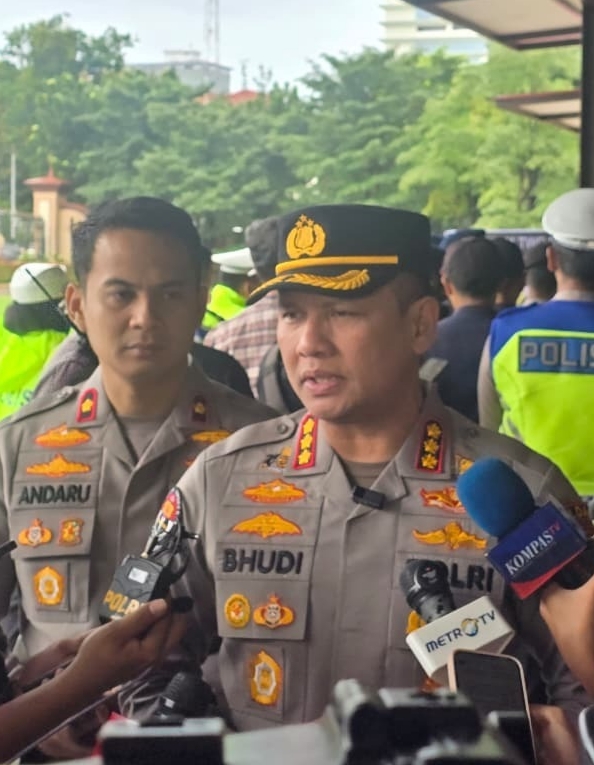Polda Metro Jaya Kawal Aksi Mahasiswa di Depan Mabes Polri, 3.992 Personel Disiagakan, Lalu Lintas Situasional