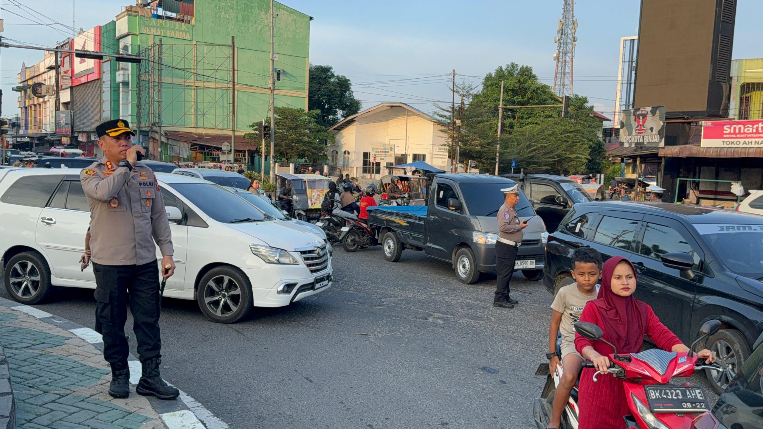 Sigap dan Humanis, Kapolres Binjai Bantu Dorong Betor Mogok