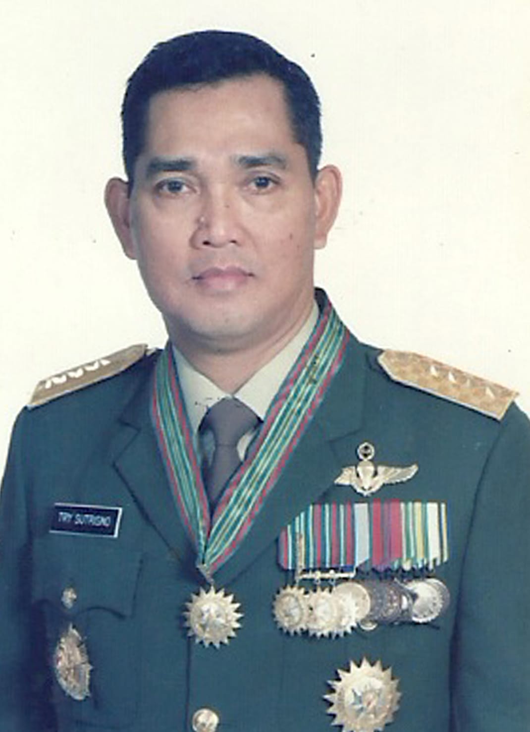 Jenderal TNI (Purn) H. Try Sutrisno Tutup Usia, TNI – AD Berduka