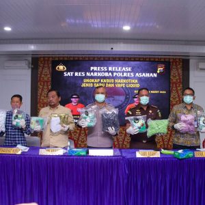 10 Bungkus Teh Cina dan 891 Cairan Diduga Etomidate Diamankan Polres Asahan, 3 Tersangka Ditahan