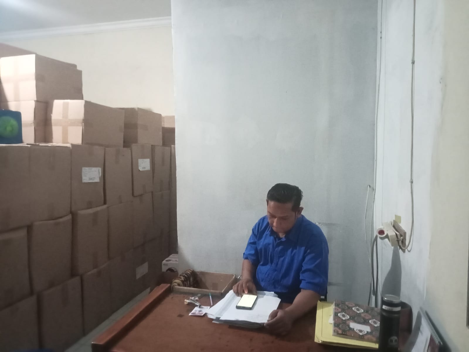 Samsat surabaya utara batasi jurnalis luar wilayah,ada yang ditutupi- tutupi?