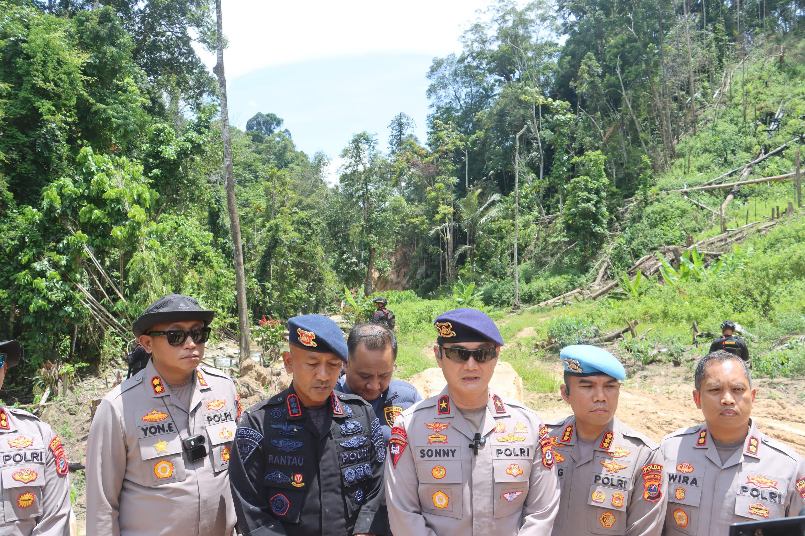 Polda Sumut Tambah 10 Orang Diamankan, Total 17 Terkait Tambang Ilegal di Perbatasan Tapsel – Madina