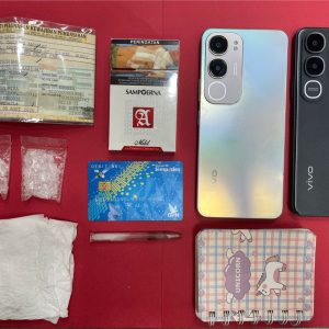 TEMUKAN SABU HAMPIR 10 GRAM DALAM MOBIL, SEPASANG KEKASIH DIAMANKAN POLISI