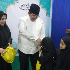 Ramadan Penuh Kebersamaan, KSOP Kelas I Palembang Santuni Anak Yatim Saat Buka Puasa Bersama