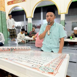 Warga Binaan Lapas Banyuwangi Rampungkan Al-Qur’an Raksasa, Kini Digunakan Rutin untuk Tadarus