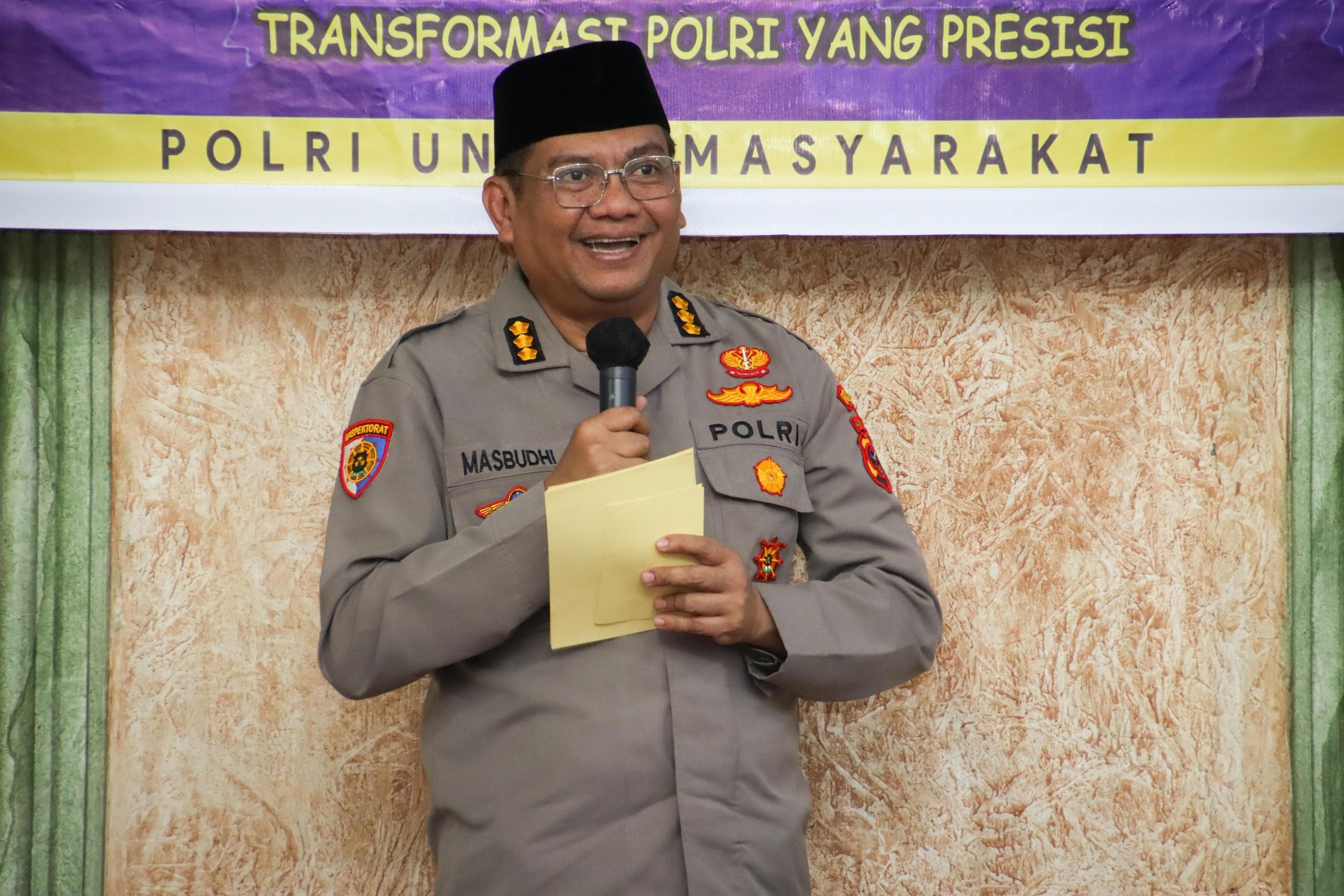 Safari Ramadhan Polda Sumut dan Polres Pelabuhan Belawan di Masjid Al – Muttaqin, Pererat Silaturahmi dan Sampaikan Pesan Kamtibmas