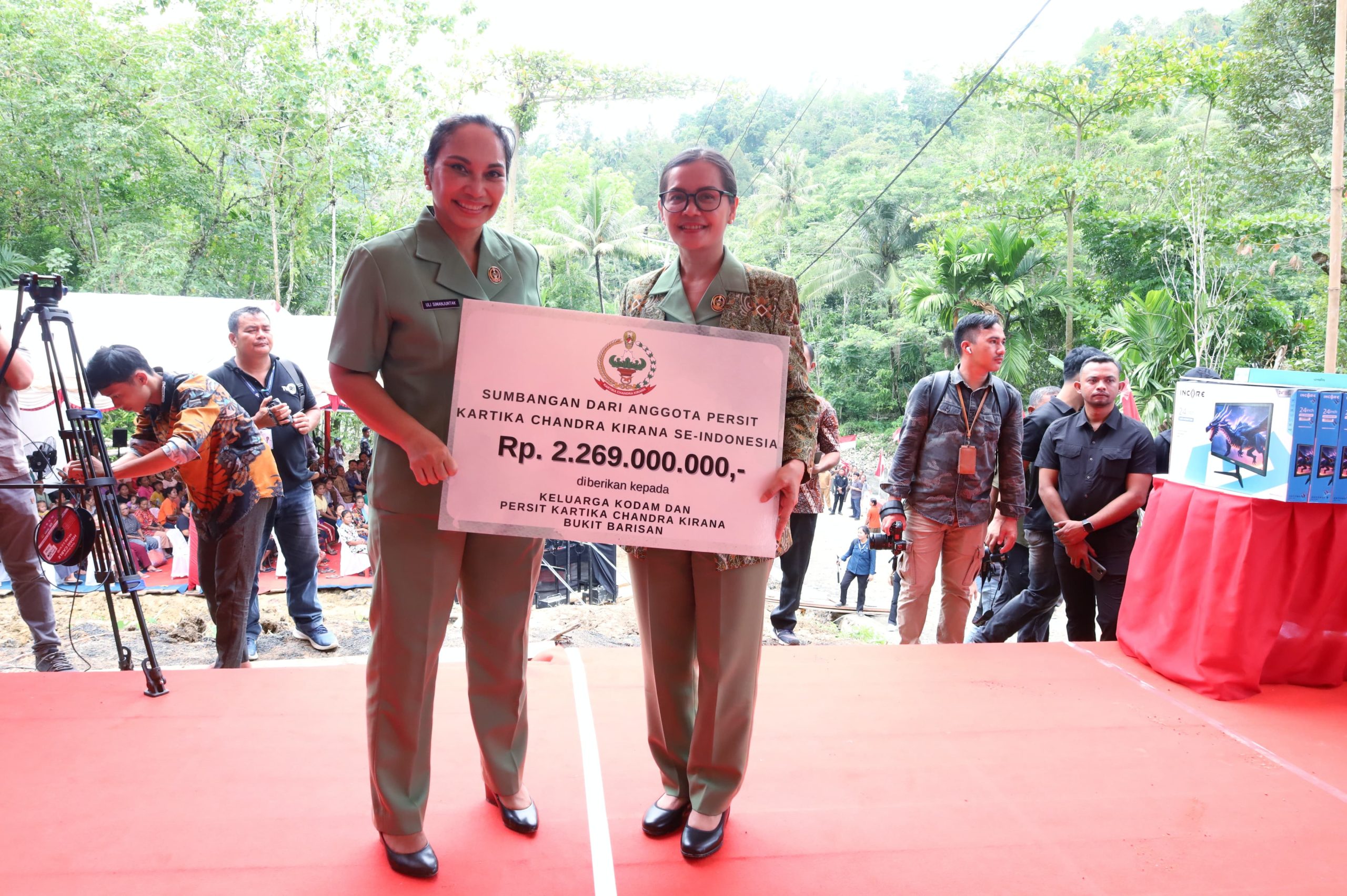 Kasad Resmikan Jembatan Bailey Sifalago Gomo di Kab. Nias Selatan Prov. Sumut