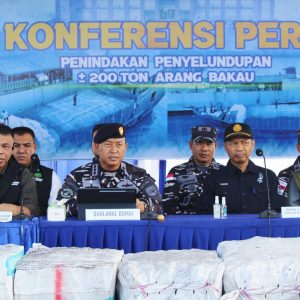 Lanal Dumai Bersama Tim Satgas Gabungan TNI AL, Berhasil Gagalkan Penyelundupan 200 Ton Arang Bakau di Perairan Kepulauan Meranti