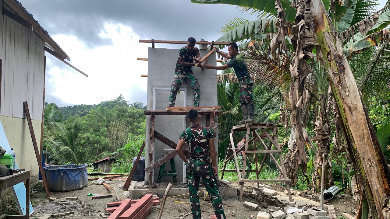 Satgas Yonif 121/MK hadirkan Sanitasi Layak untuk Masyarakat di Wilayah Perbatasan