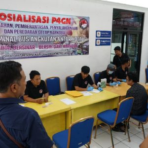 POLDA METRO JAYA MENJAMIN PENGEMUDI BUS BEBAS NARKOBA MENJELANG ARUS MUDIK LEBARAN