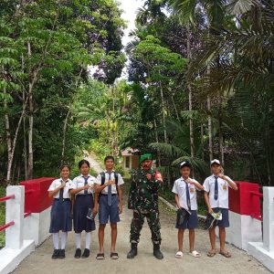 Kodim 0213/Nias Tuntaskan Pembangunan Jembatan Aramco di Sungai Malowu, Perkuat Akses Transportasi Warga