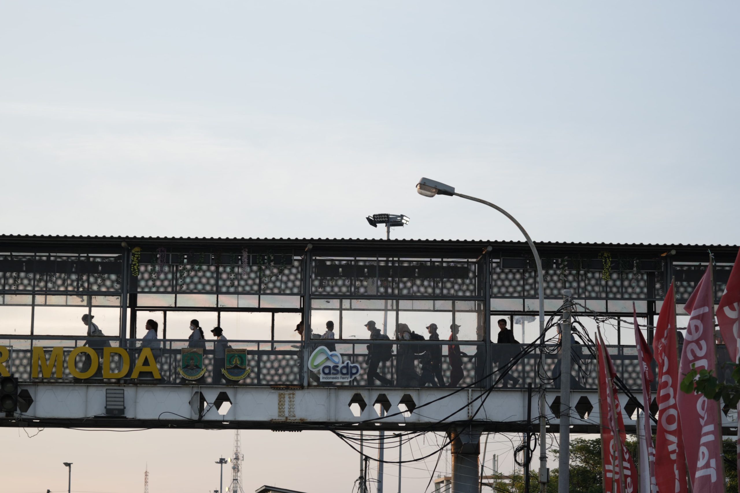 ASDP Kendalikan Puncak Mudik, 163.603 Penumpang dan 44.440 Kendaraan Tinggalkan Jawa Menuju Sumatera pada H-3