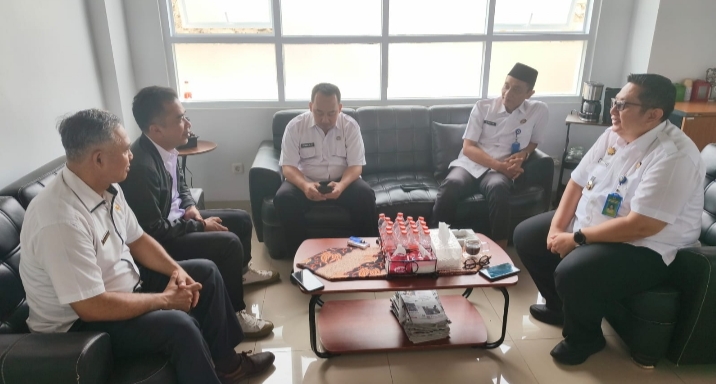 Kegiatan Foto : Pasca Idulfitri 1447 H, Pemcam Cigombong Gelar Apel Pagi, Halal Bihalal dan Briefing Sekdes