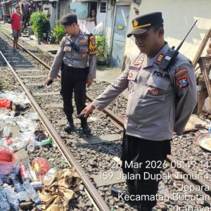Pemulung Terseret Kereta Api di Kemayoran Surabaya, Alami Patah Kaki Kanan