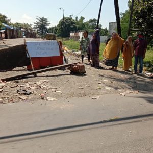 Warga Antang kembali tutup akses jalan menuju TPA, protes pencemaran lingkungan
