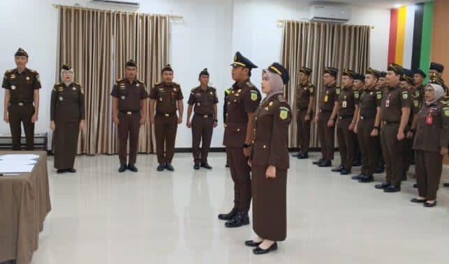 Kajari Aceh Singkil Lantik Dua Pejabat Eselon V, Perkuat Bidang Intelijen dan Datun