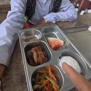 Siswa di Langkat Alami Mual Usai Konsumsi Ayam Semur dari Dapur SPPG