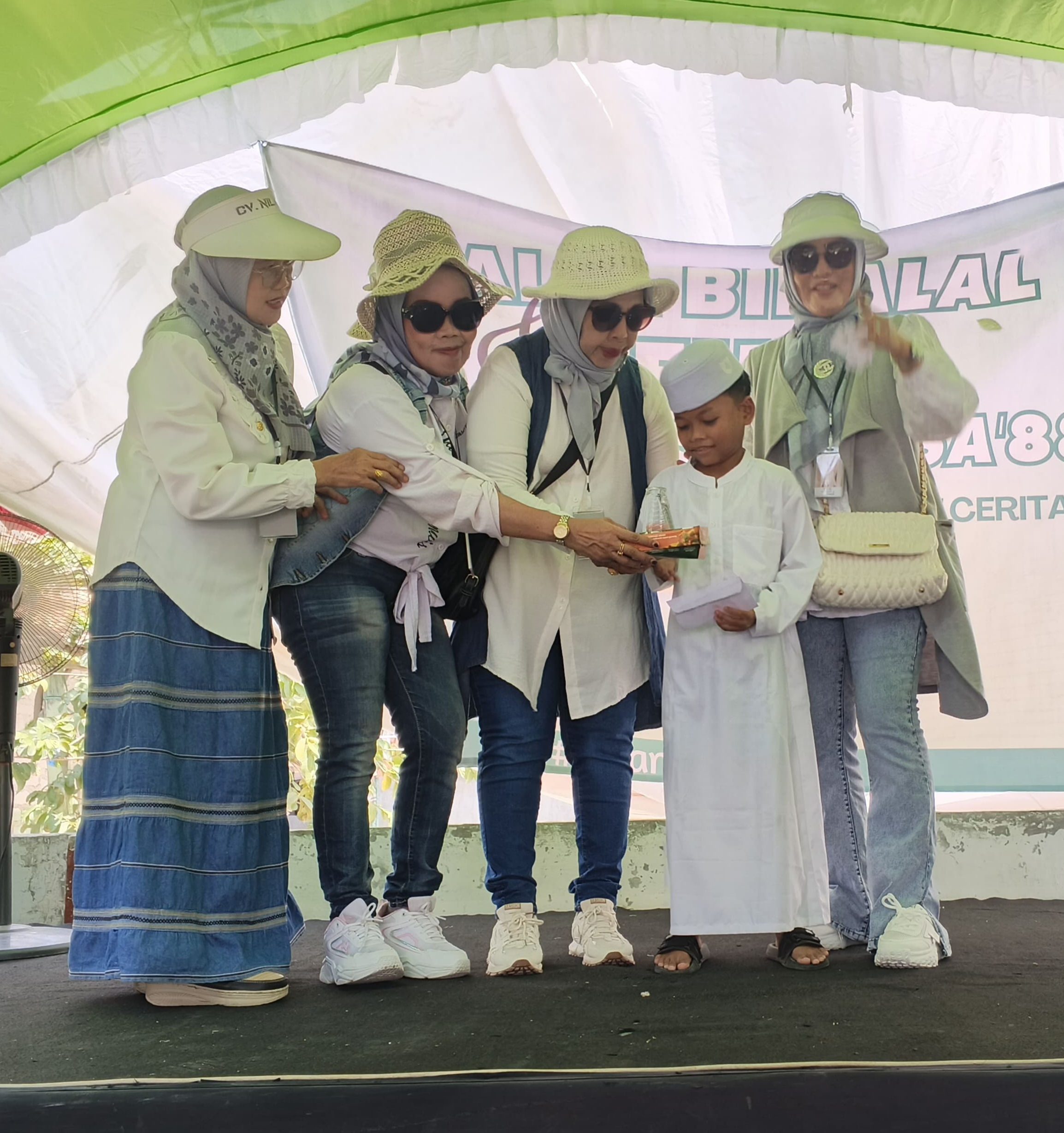 Ketua Admin dan Ketua Geng KaPaK Sebut Acara HB dan Reuni SMANSA 88 Sangat Peduli Anak Yatim
