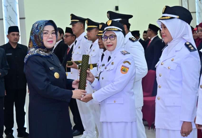 πβ¨ Di Malam Pergantian Tahun, Bupati Etik Suryani Kukuhkan 155 Napas Baru Pemerintahan