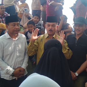 Laut yang Mendayu-dayu: Doa dan Air Mata Menjemput Rasyid dan Zafran di Pantai Ulak Karang