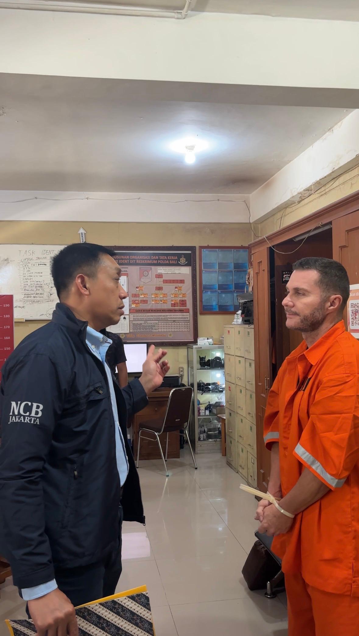 Buron Interpol Asal Inggris Steven Lyons Ditangkap di Bali