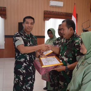 Kodim 0212/Tapsel Gelar Upacara Pelantikan Kenaikan Pangkat dan Pelepasan Purna Tugas