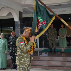 Estafet Kepemimpinan Berlanjut : Korem 172/PWY Sambut Danrem Baru, Lepas Pejabat Lama dengan Tradisi Penuh Makna