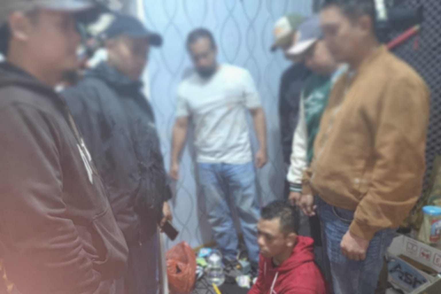 Tim Intel Korem 032/Wbr Serta Unit Intel Kodim 0304/Agam Gagalkan Peredaran Hampir 1 Kg Sabu