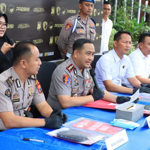 Polres Gresik Bongkar Jaringan Sabu Madura–Gresik–Bawean, Enam Tersangka Diamankan