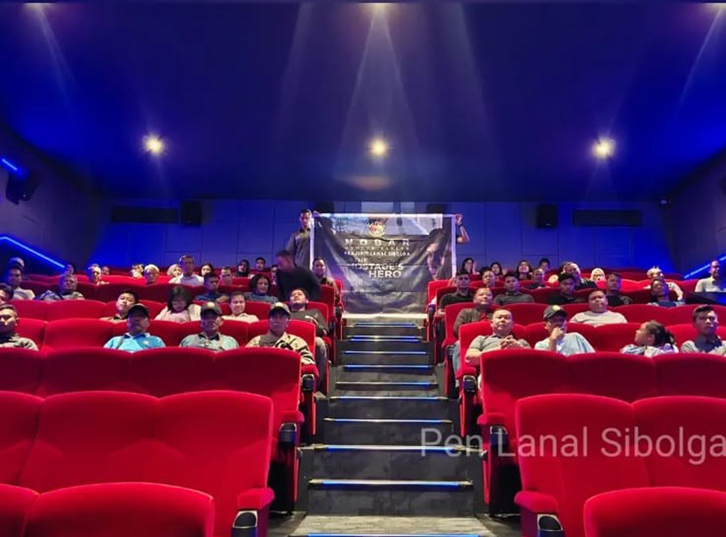 Tingkatkan Motivasi dan Jiwa Patriotisme, Lanal Sibolga Nobar Film The Hostage’s Hero