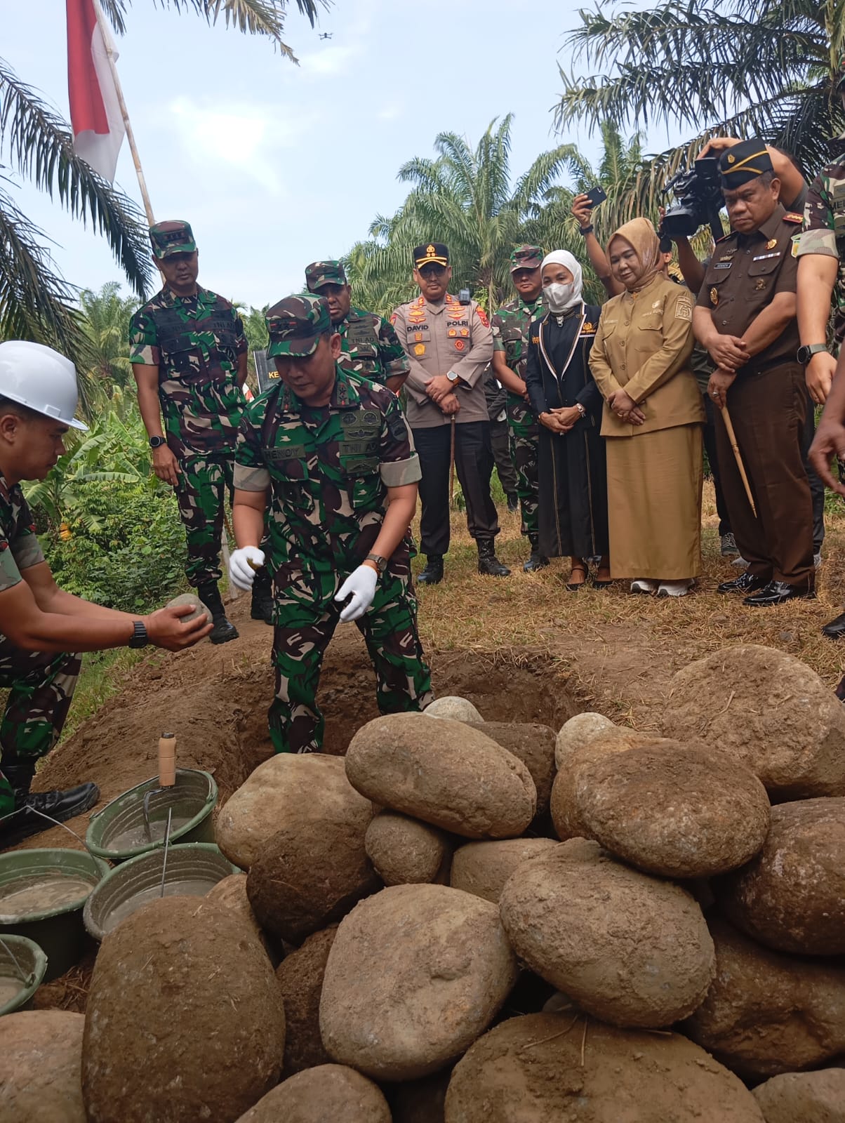 Ground Breaking Jembatan Perintis, Pangdam I/BB : Dari 320 Jembatan Yang Akan Dibangun, 144 Telah Tuntas Dikerjakan
