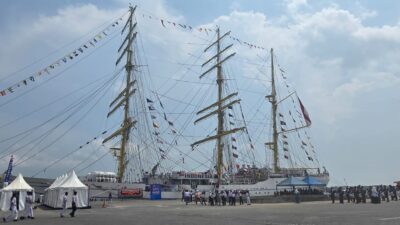 Kapal Republik Indonesia (KRI ) ,Bima Suci Milik TNI AL Sandar Di Pelabuhan Belawan Perkenalkan Kemaritiman