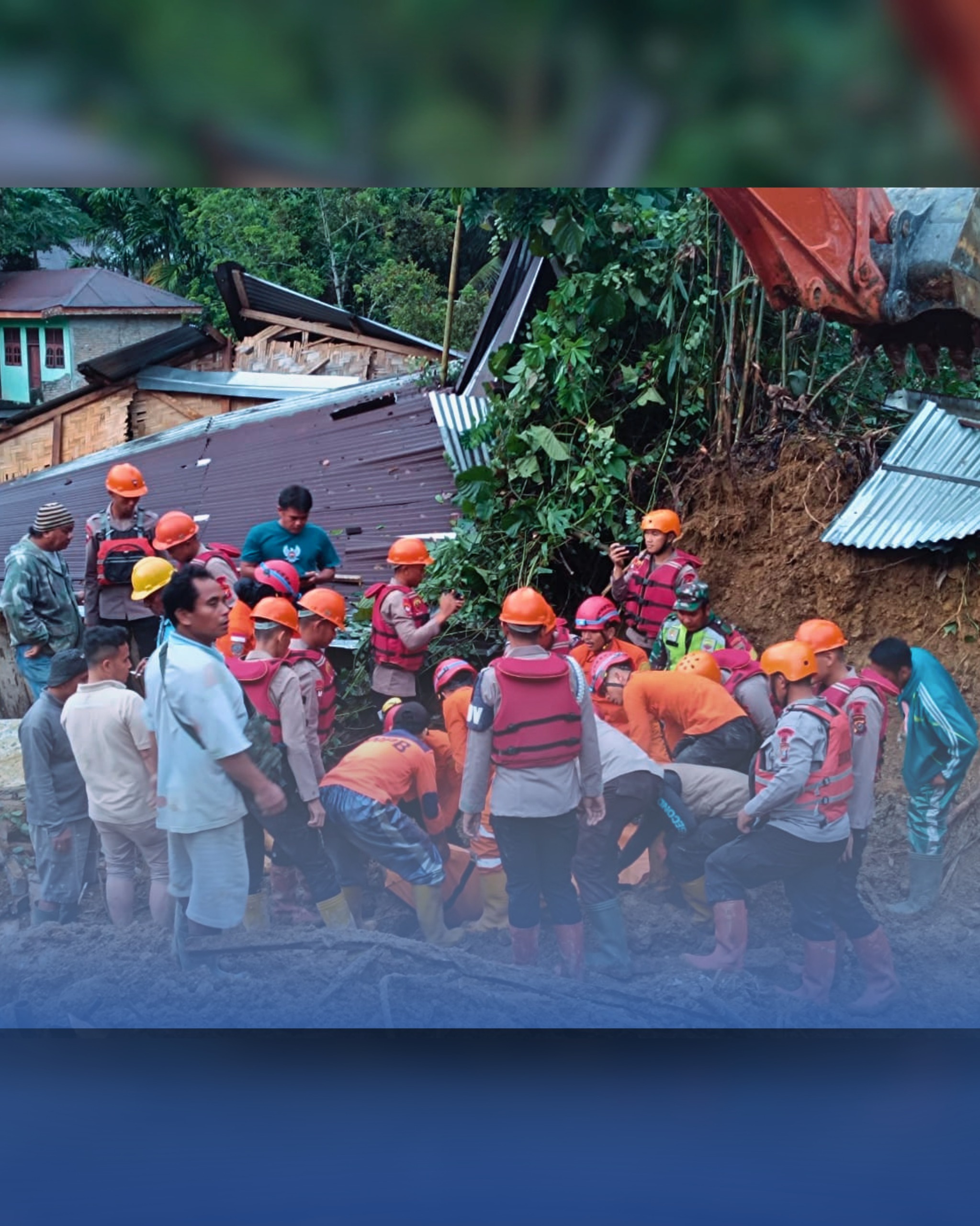 Di Tengah Medan Sulit, Tim SAR Brimob Evakuasi Korban Longsor Sembahe