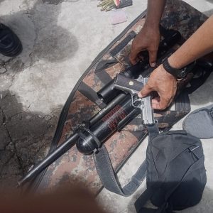 Bersama Tim Gabungan, Kodim 0201/Medan Ikut Gerebek Lokasi Pelaku Kriminal di Belawan, Softgun dan Narkoba Disita