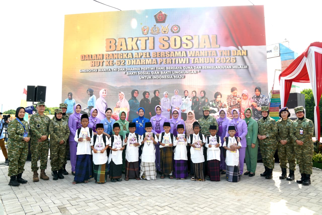 Ketua Umum Dharma Pertiwi Pimpin Kegiatan Bakti Sosial di Bekasi