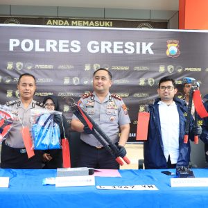 Polres Gresik Amankan Komplotan Residivis Pencuri Kabel PLN Lintas Daerah