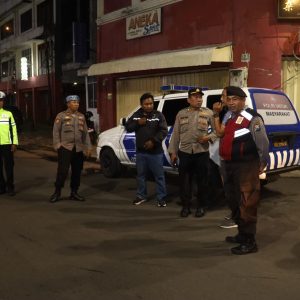 Antisipasi Kriminalitas dan Balap Liar, Polres Tanjung Perak Gelar Patroli Gelar Patroli Skala Besar.