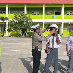 Ditlantas Polda Kepri Edukasi Siswa SMAN 15 Batam, Tekankan Keselamatan Berlalu Lintas