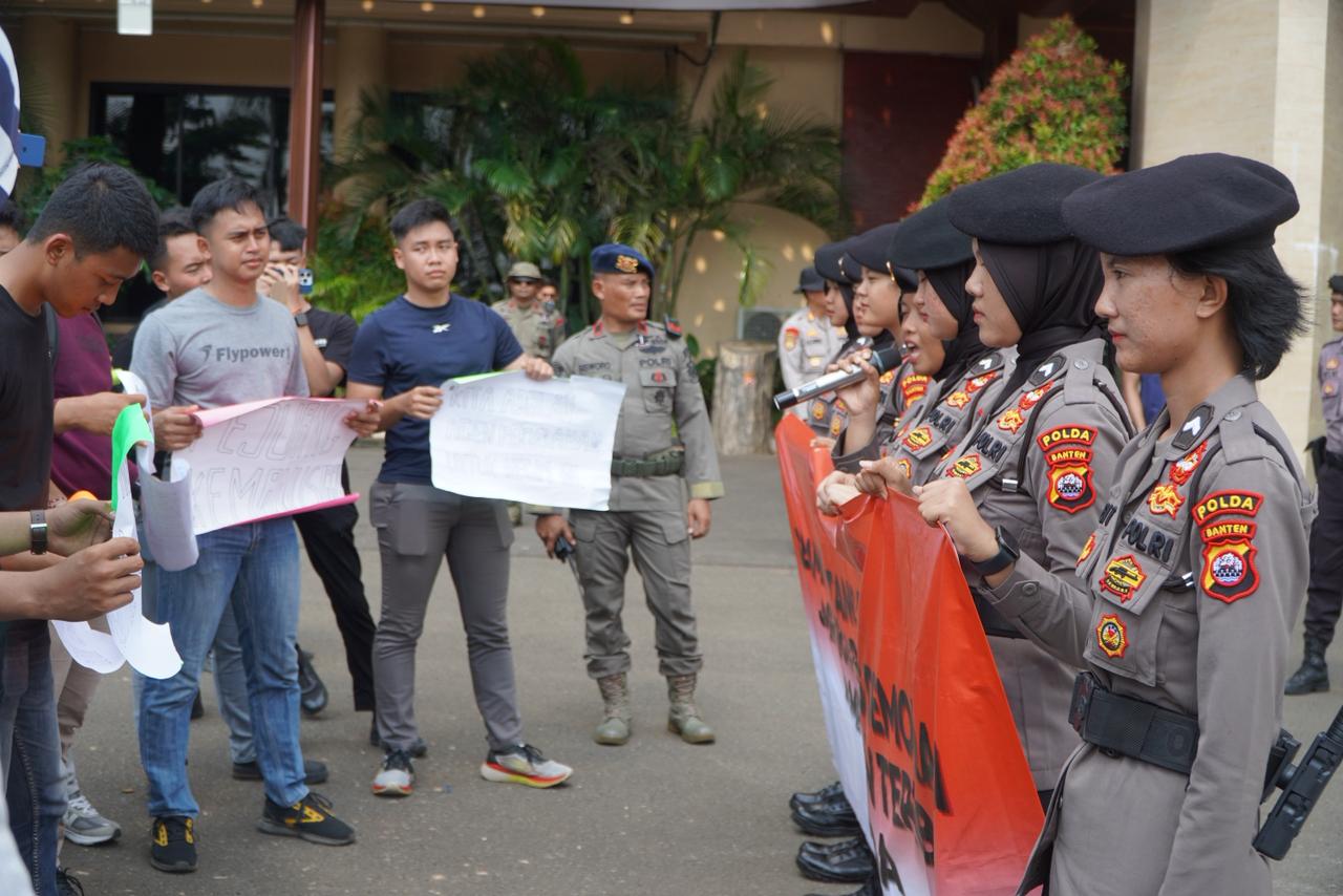 Ditsamapta Polda Banten Gelar Pelatihan Simulasi Penanganan Unjuk Rasa