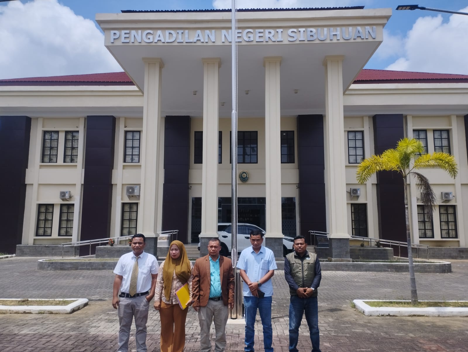 Kuasa Hukum Minta Kapoldasu Evaluasi Kinerja Kapolres Padang Lawas