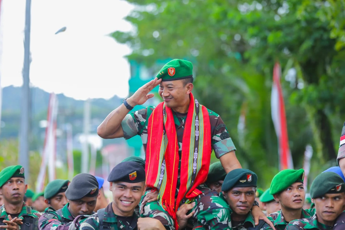 Resmi Selesaikan Tugas, Mayjen TNI Gatot Dilepas Secara Militer Dengan Penuh Kebanggaan