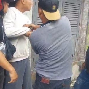 Viral Pelaku Penyiram Bensin Toko di Payageli Sunggal, Menangis Saat Diperiksa Polisi
