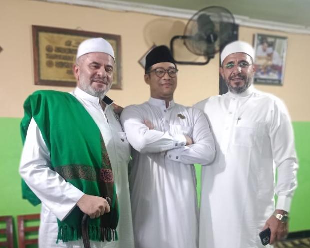 Selain Sebagai Atlet dan Santri, Muhammad Salim Juga Bekerja Sebagai Staff di Kementrian Imigrasi