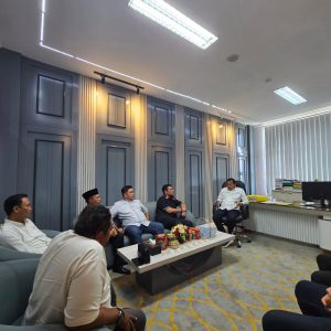 Menyatukan Visi dan Misi, DPC Peradi SAI Padang Bersilaturahmi dengan Dewan Pembina Mematangkan Langkah Organisasi