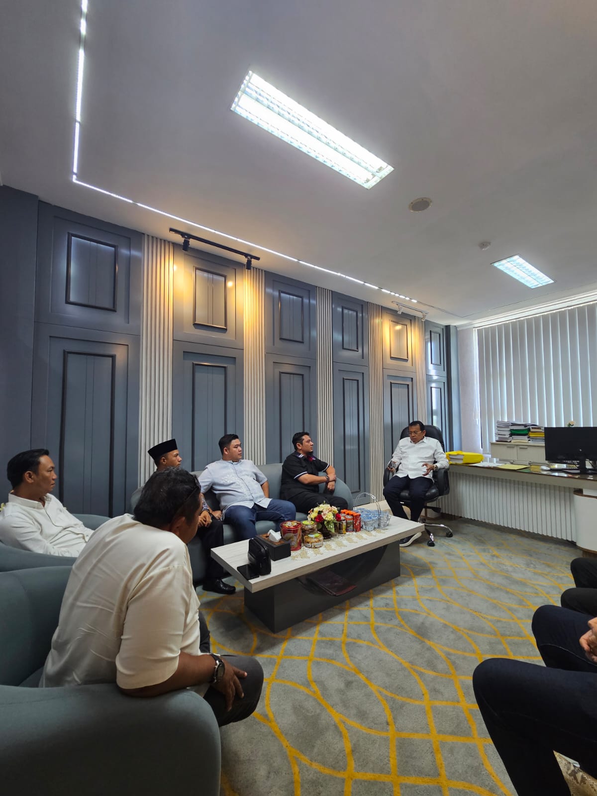 Menyatukan Visi dan Misi, DPC Peradi SAI Padang Bersilaturahmi dengan Dewan Pembina Mematangkan Langkah Organisasi