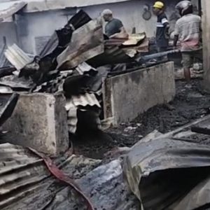 Karena Persoalan Keluarga Tidak  Selesai, Terjadi Cekcok, Seorang Pria Di Deli Serdang Membakar Rumah Orang Tuanya