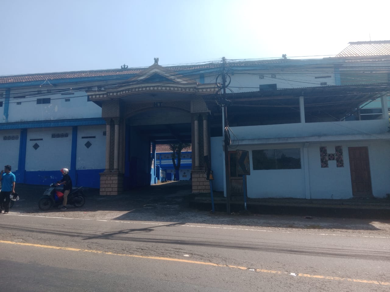 Kades disebut pemilik usaha bungkam dugaan prostitusi diTalangagung  malang kabupaten kia disorot masyarakat