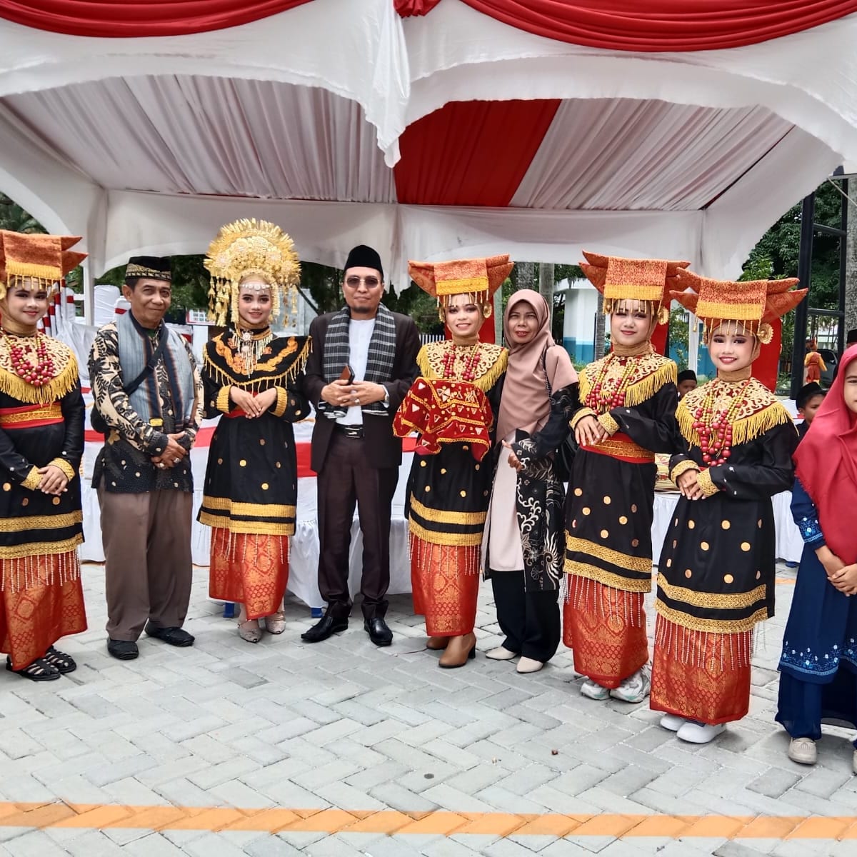 SANGGAR GRAHA SENI NUSANTARA SIAP BERPARTISIPASI PADA ACARA BARALEK GADANG RANG MINANG RIAU