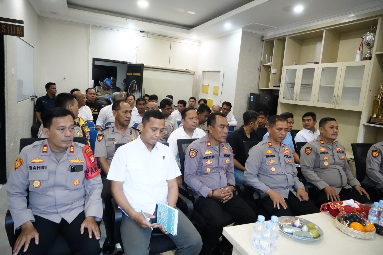 Berikan Arahan Kepada Jajaran Polsek, Ini Pesan Wakapolres Metro Jakarta Barat Akbp Rezi Dharmawan